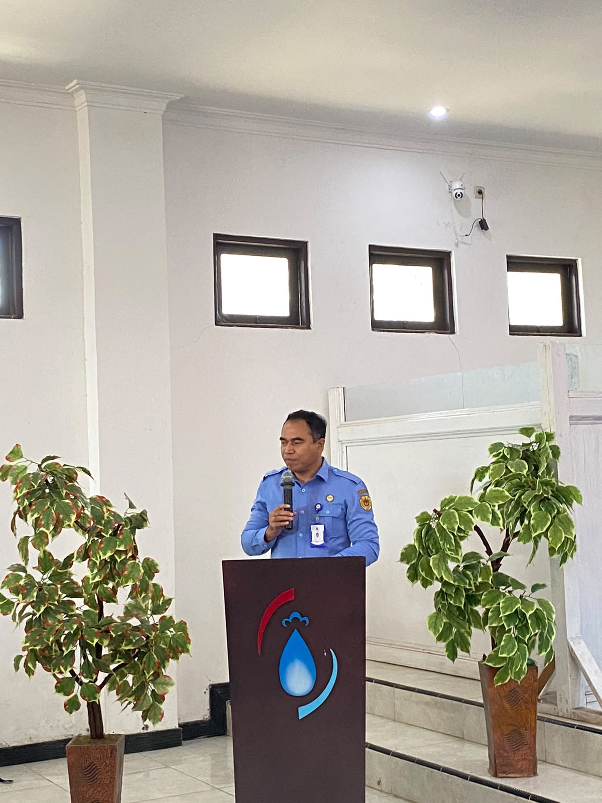 Setahun Dipimpin Isidorus Lilijawa, Perumda Air Minum Kota Kupang Bukukan Laba Rp461,97 Juta